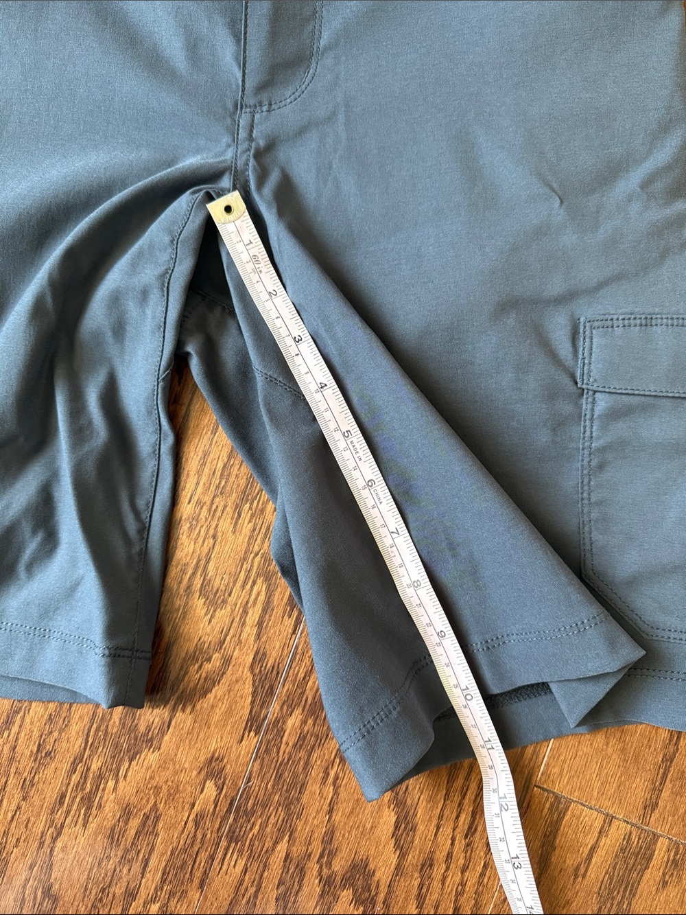 Duluth Trading Co women's Dry On The Fly 10" - Picture 6 of 8